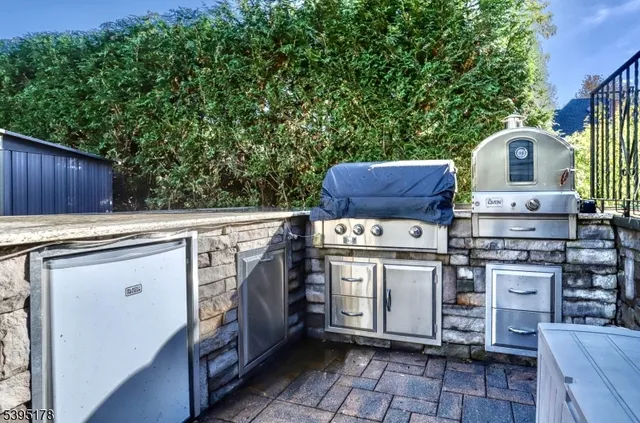 $675,000 | 65 Mc Dougall Lane, Bogota, NJ 07603