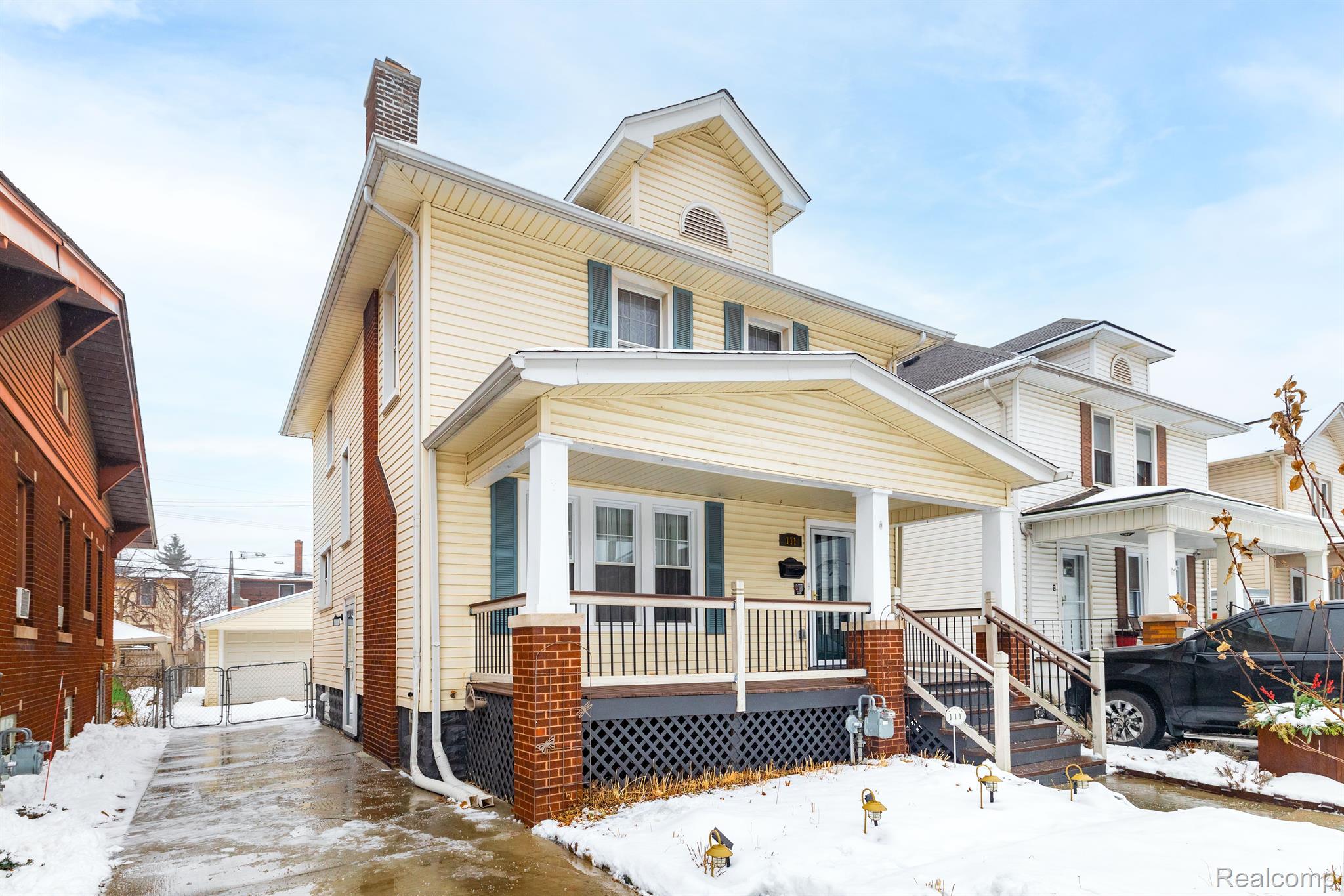 111 Walnut Street River Rouge, MI 48218 - Photo 3 of 41 Gallery Image 3
