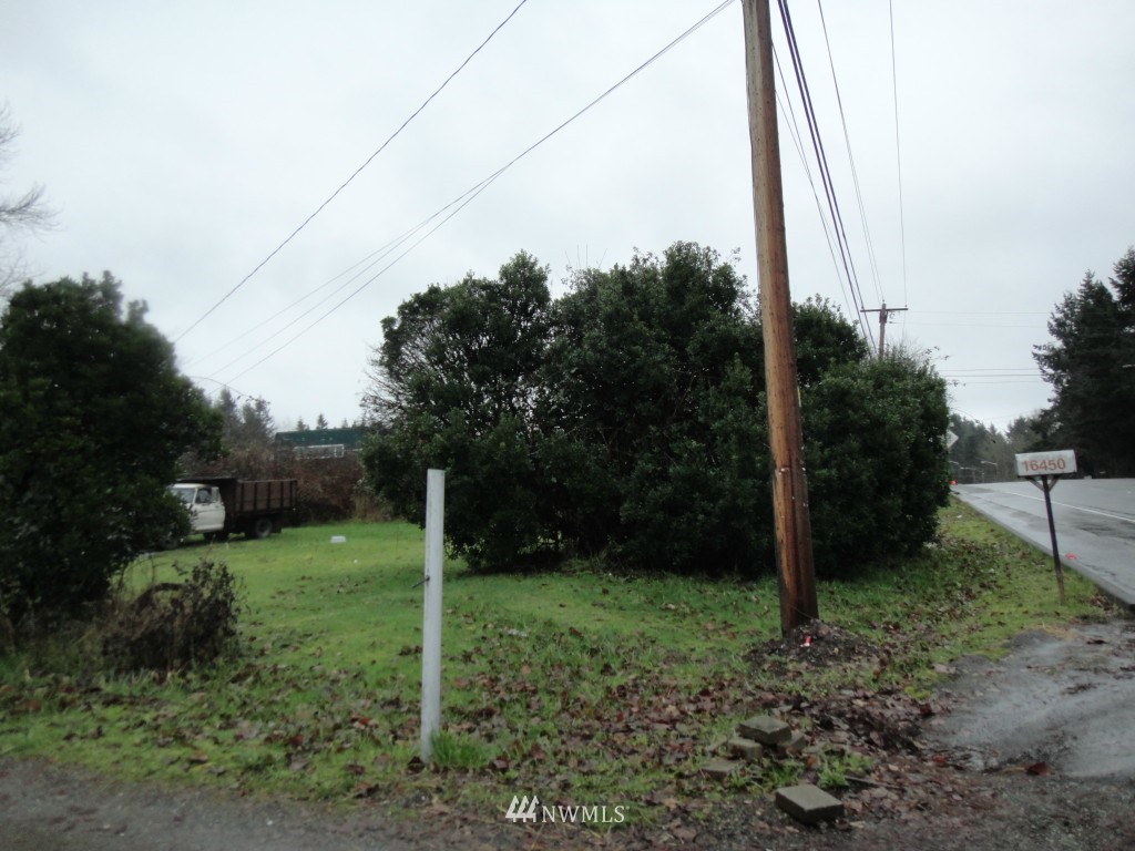 16450 Southeast 128th Street Renton, WA 98059 - Photo 2 of 6