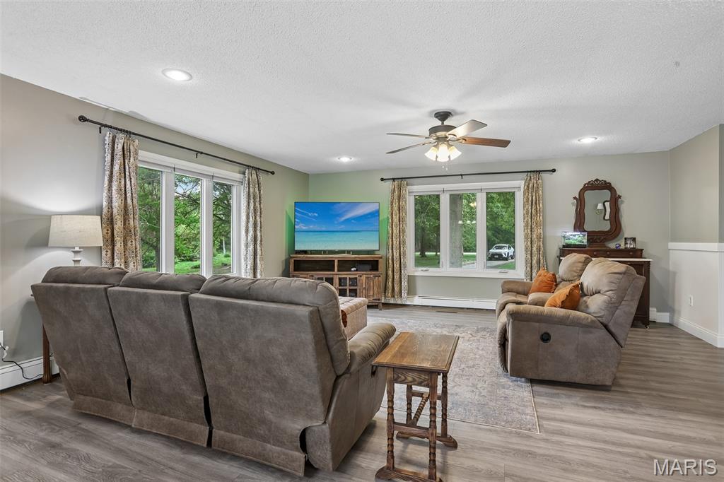 16016 Rugby Trail Litchfield, IL 62056 - Photo 7 of 48