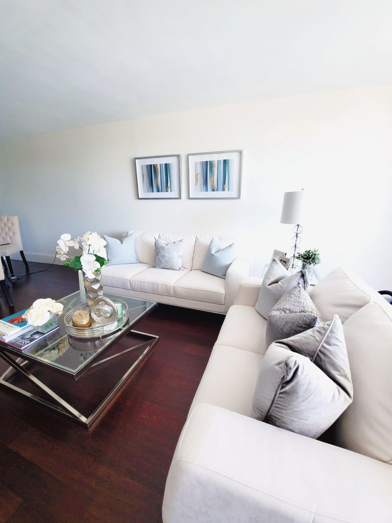 651 East Woolbright Road, Unit E204 Boynton Beach, FL 33435 - Photo 29 of 37 Living Room Lighting