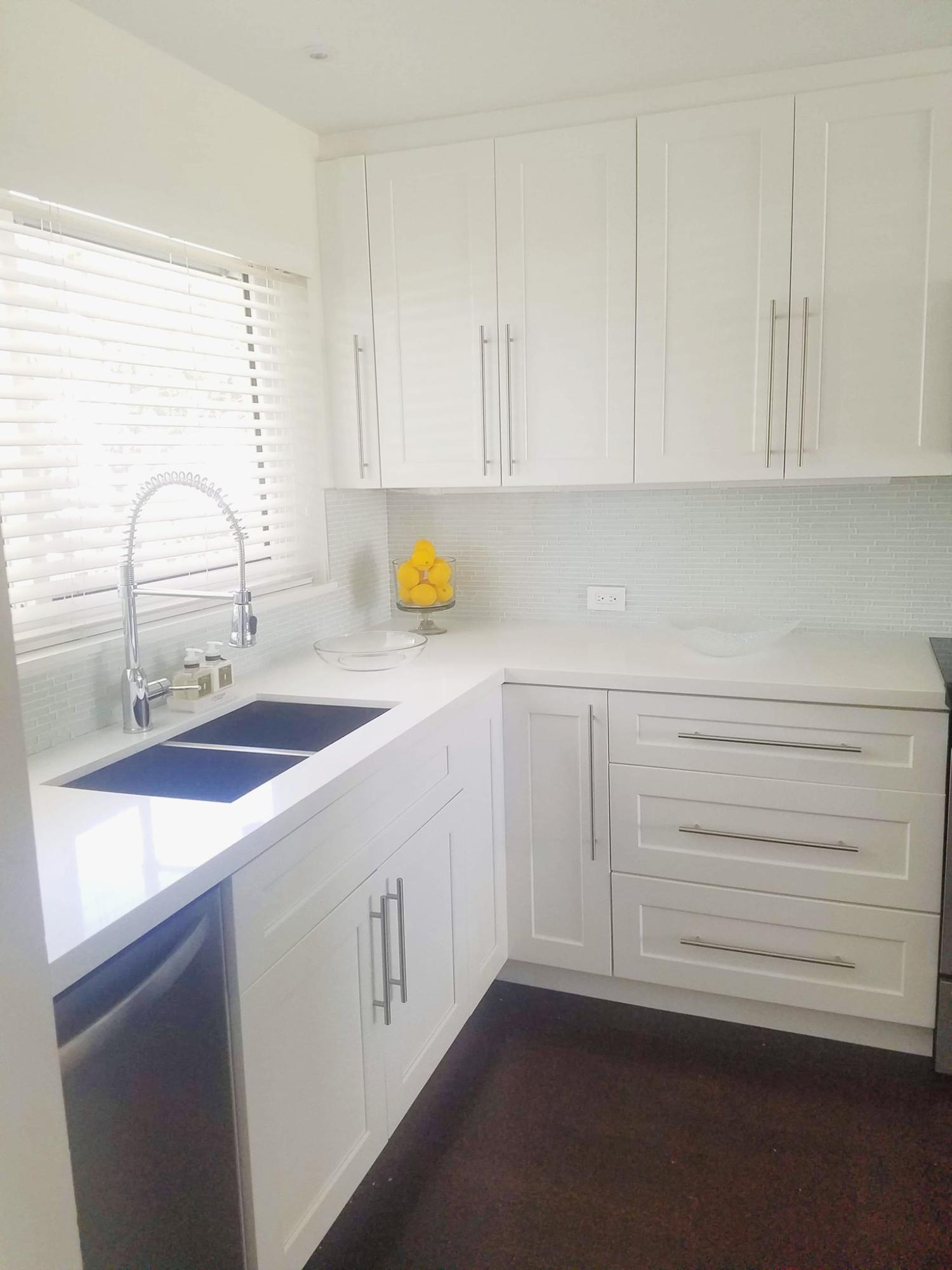 651 East Woolbright Road, Unit E204 Boynton Beach, FL 33435 - Photo 4 of 37 Kitchen