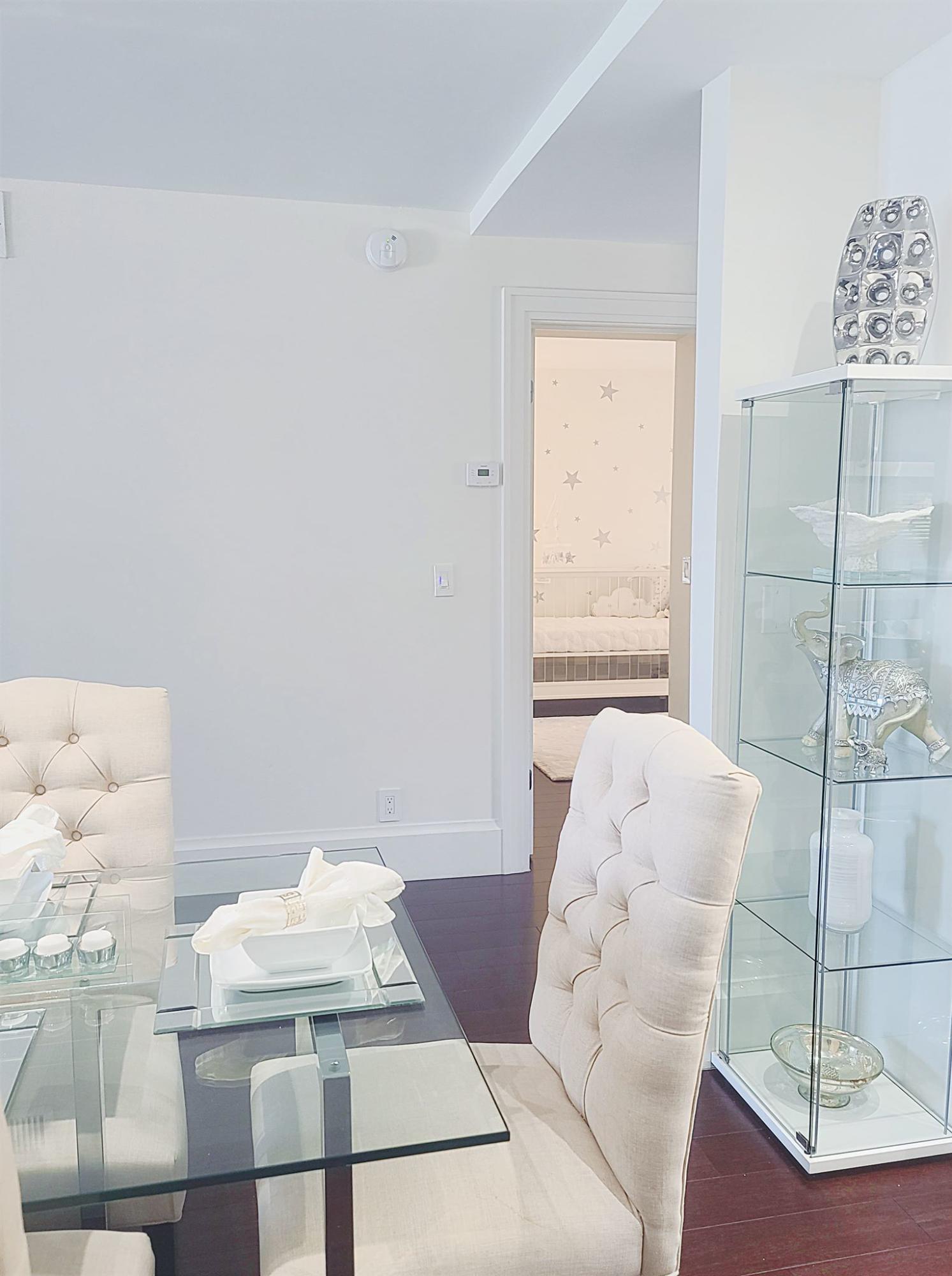 651 East Woolbright Road, Unit E204 Boynton Beach, FL 33435 - Photo 7 of 37 Dinning Room