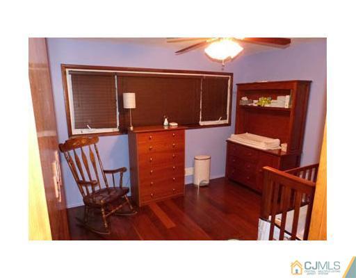 904 River Road Piscataway, NJ 08854 - Photo 5 of 20 Gallery Image 5