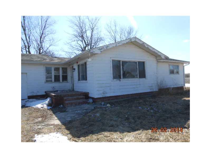 5543 West Colfax Manson Road Frankfort, IN 46041 - Photo 2 of 15 Gallery Image 2