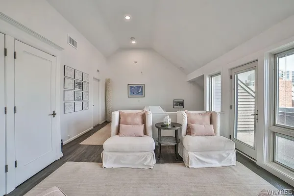 $875,000 | 252 Rivermist Drive, Buffalo, NY 14202