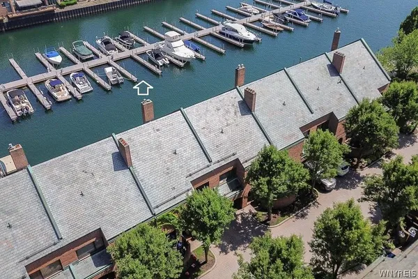 $875,000 | 252 Rivermist Drive, Buffalo, NY 14202