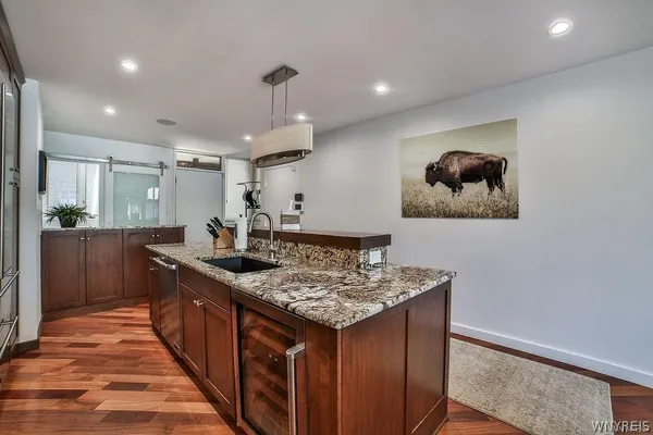 $875,000 | 252 Rivermist Drive, Buffalo, NY 14202