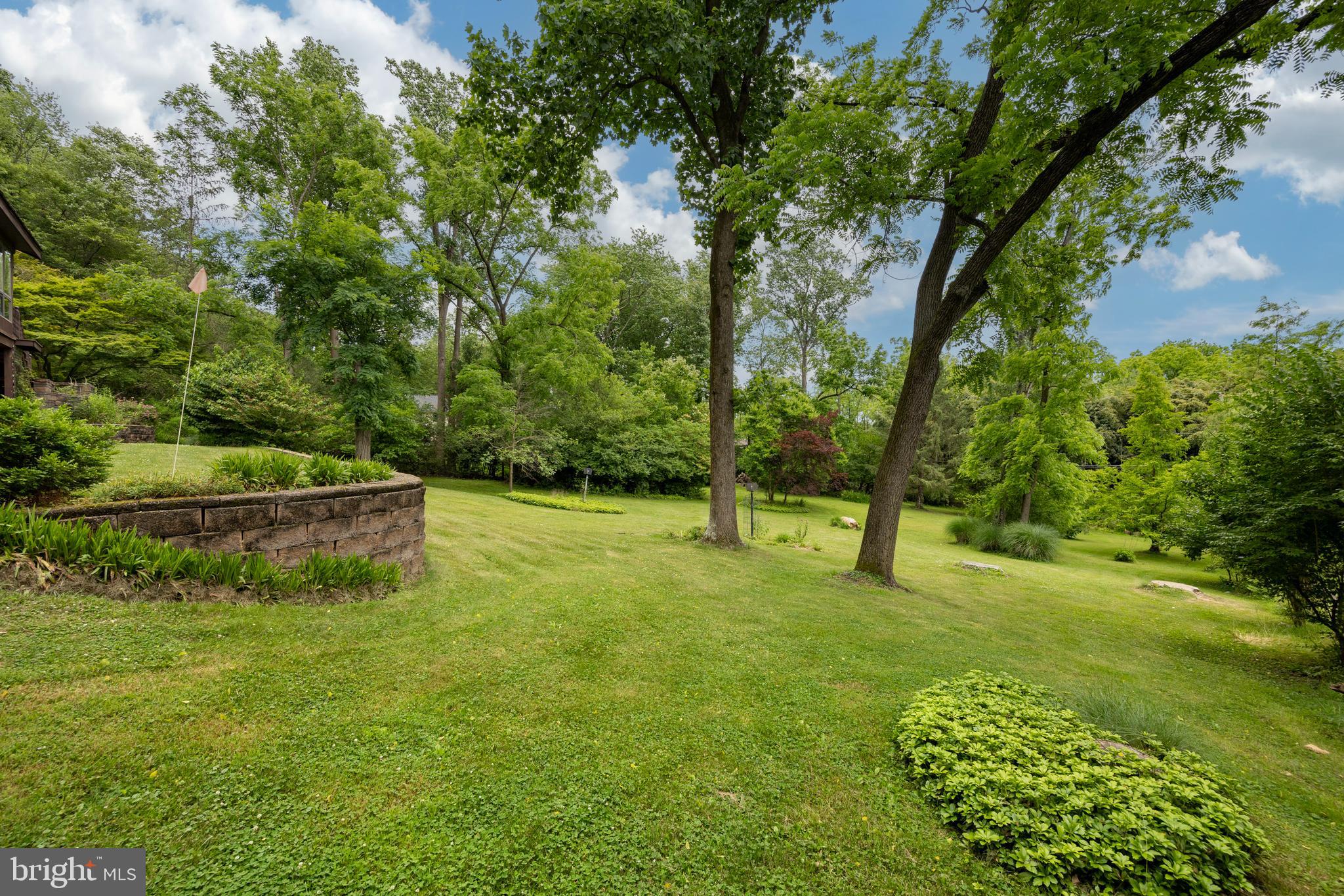 215 Downing Road Downingtown, PA 19335 - Photo 30 of 39 Access to rear yard on west side of house too