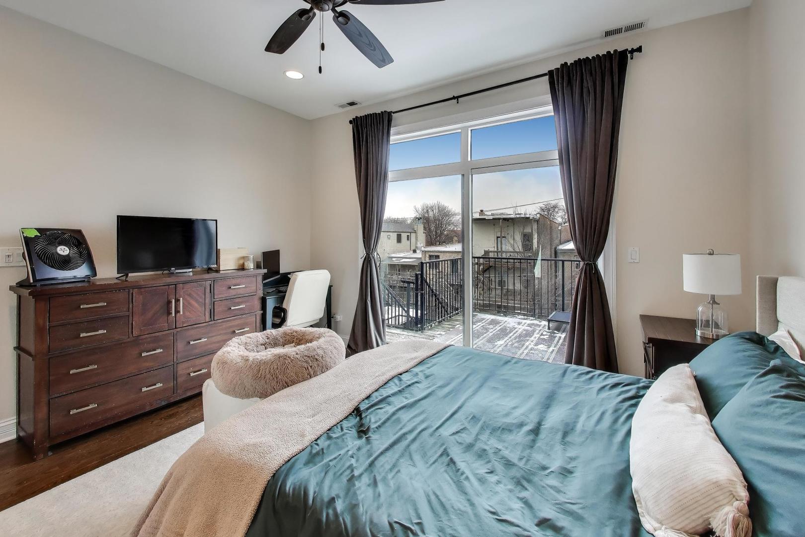 2726 West Cortez Street, Unit 3 Chicago, IL 60622 - Photo 13 of 25