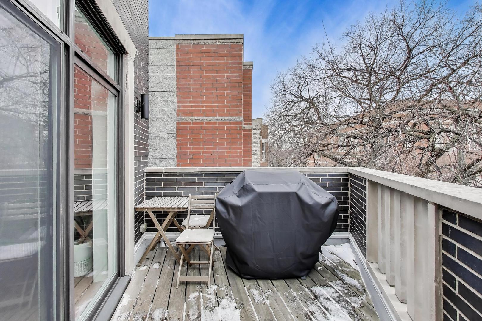 2726 West Cortez Street, Unit 3 Chicago, IL 60622 - Photo 9 of 25