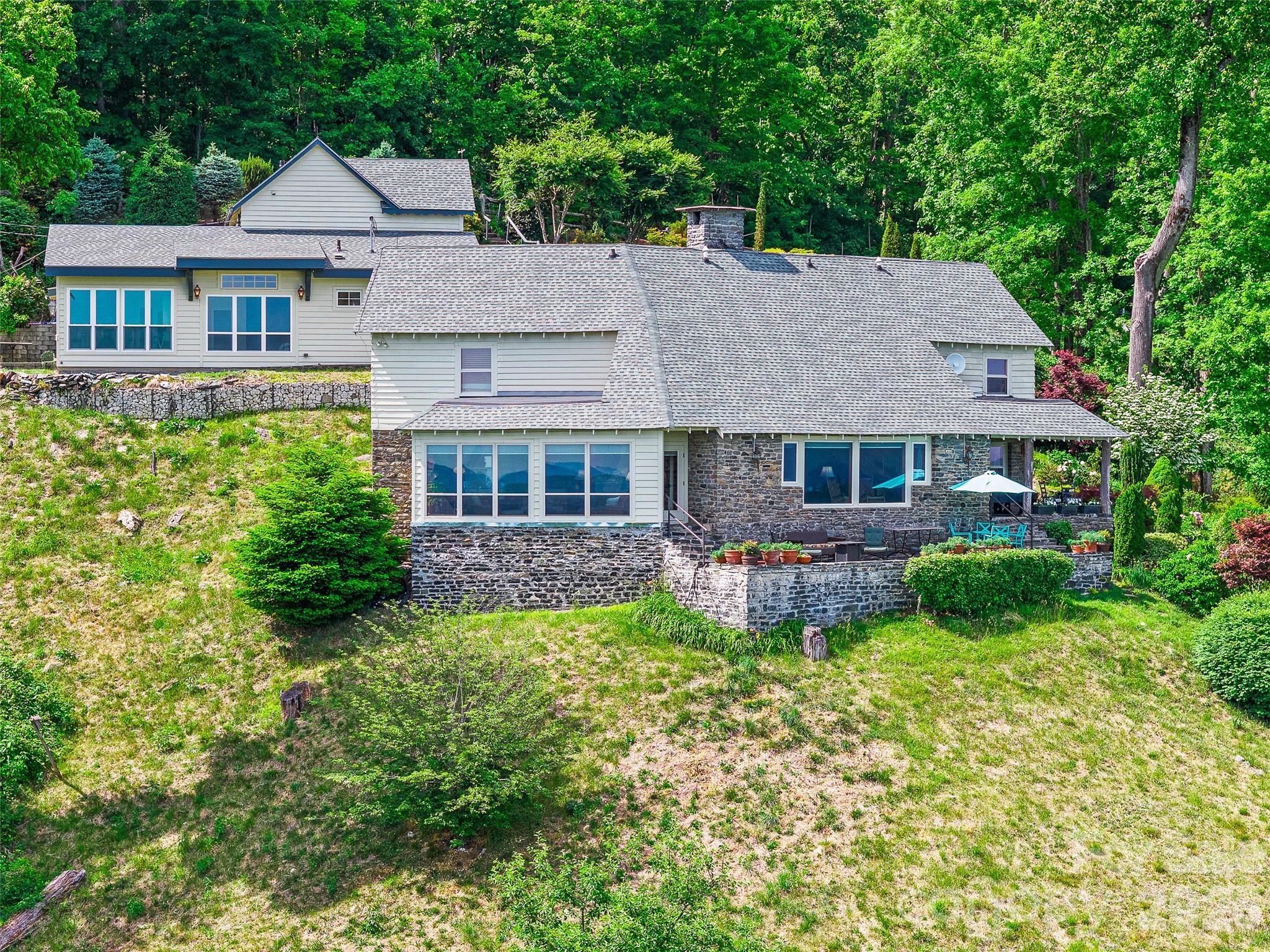 729 Bear Wallow Road Marion, NC 28752 - Photo 2 of 48