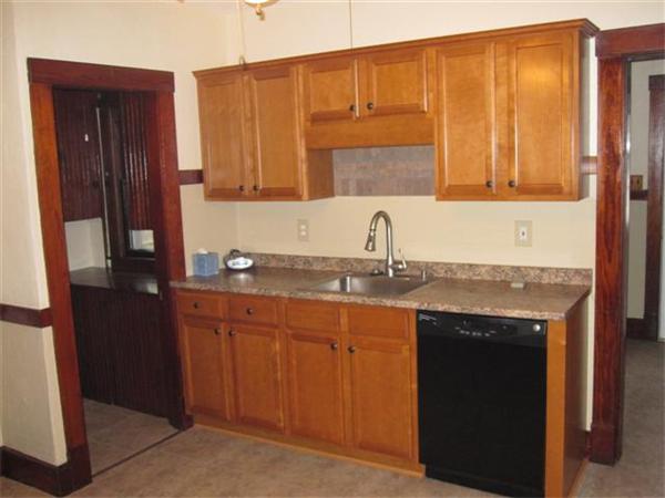 11 Thorndyke Street Springfield, MA 01118 - Photo 12 of 25 Gallery Image 12