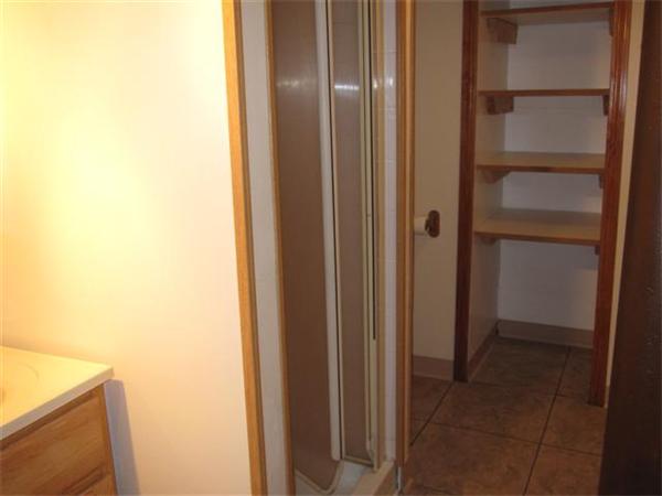 11 Thorndyke Street Springfield, MA 01118 - Photo 15 of 25 Gallery Image 15