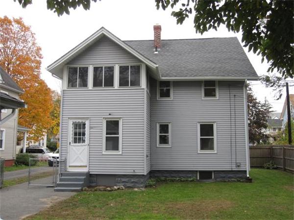 11 Thorndyke Street Springfield, MA 01118 - Photo 3 of 25 Gallery Image 3
