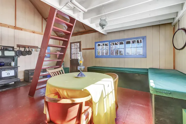 $895,000 | 1607 Massey Road, Springfield, VT 05156