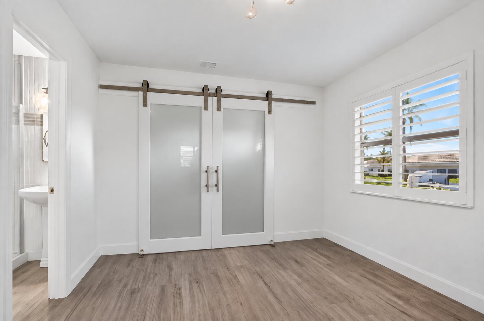 8681 Boca Drive, Unit 20 Boca Raton, FL 33433 - Photo 33 of 54 2nd bedroom