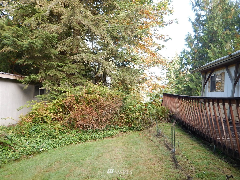 8931 West Lake Cochran Road Monroe, WA 98272 - Photo 3 of 24