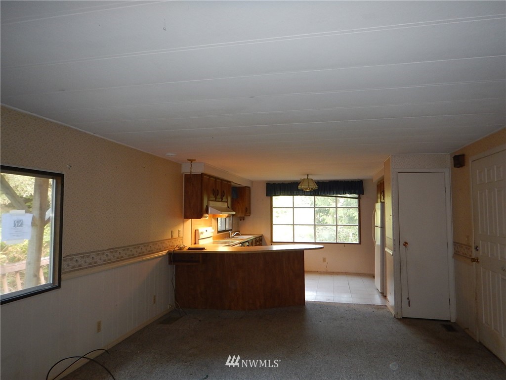 8931 West Lake Cochran Road Monroe, WA 98272 - Photo 10 of 24