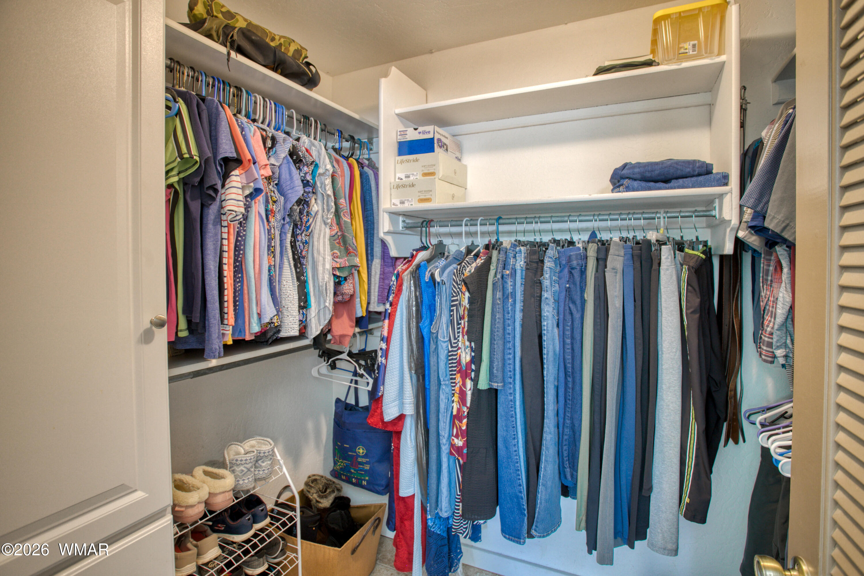 951 Cheney Ranch Loop Show Low, AZ 85901 - Photo 20 of 54 Walk in closet in upstairs primary