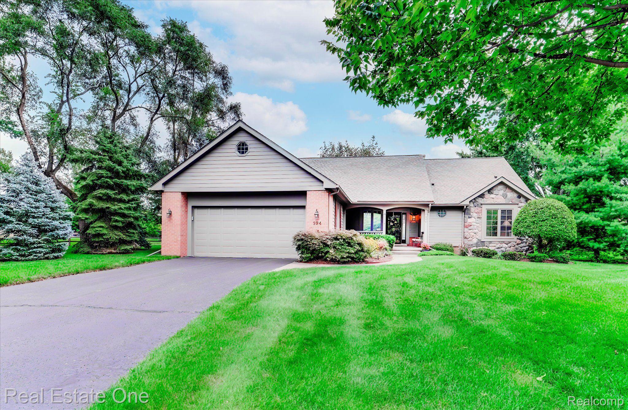 994 Pine Trail Drive Rochester, MI 48307 - Photo 1 of 36 Front View