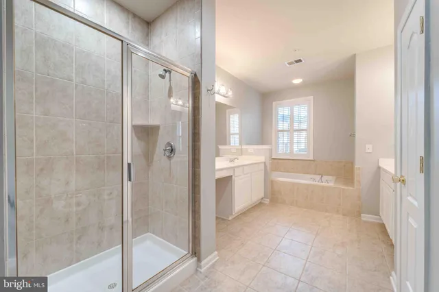 $520,000 | 13810 Greendale Drive, Woodbridge, VA 22191