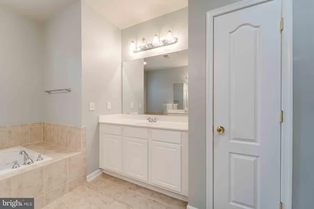 $520,000 | 13810 Greendale Drive, Woodbridge, VA 22191