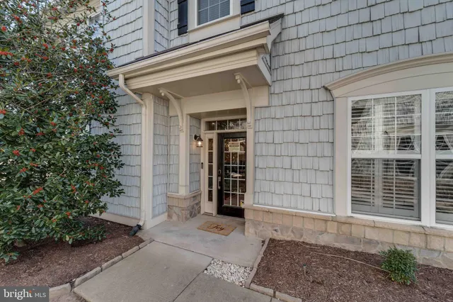 $520,000 | 13810 Greendale Drive, Woodbridge, VA 22191
