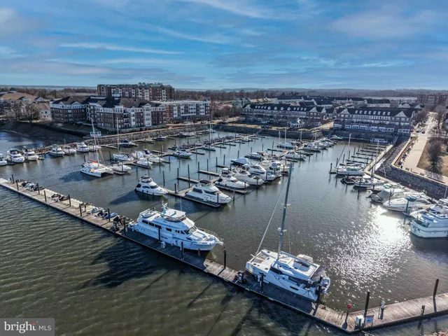 $520,000 | 13810 Greendale Drive, Woodbridge, VA 22191