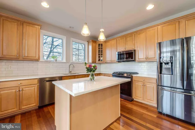 $520,000 | 13810 Greendale Drive, Woodbridge, VA 22191