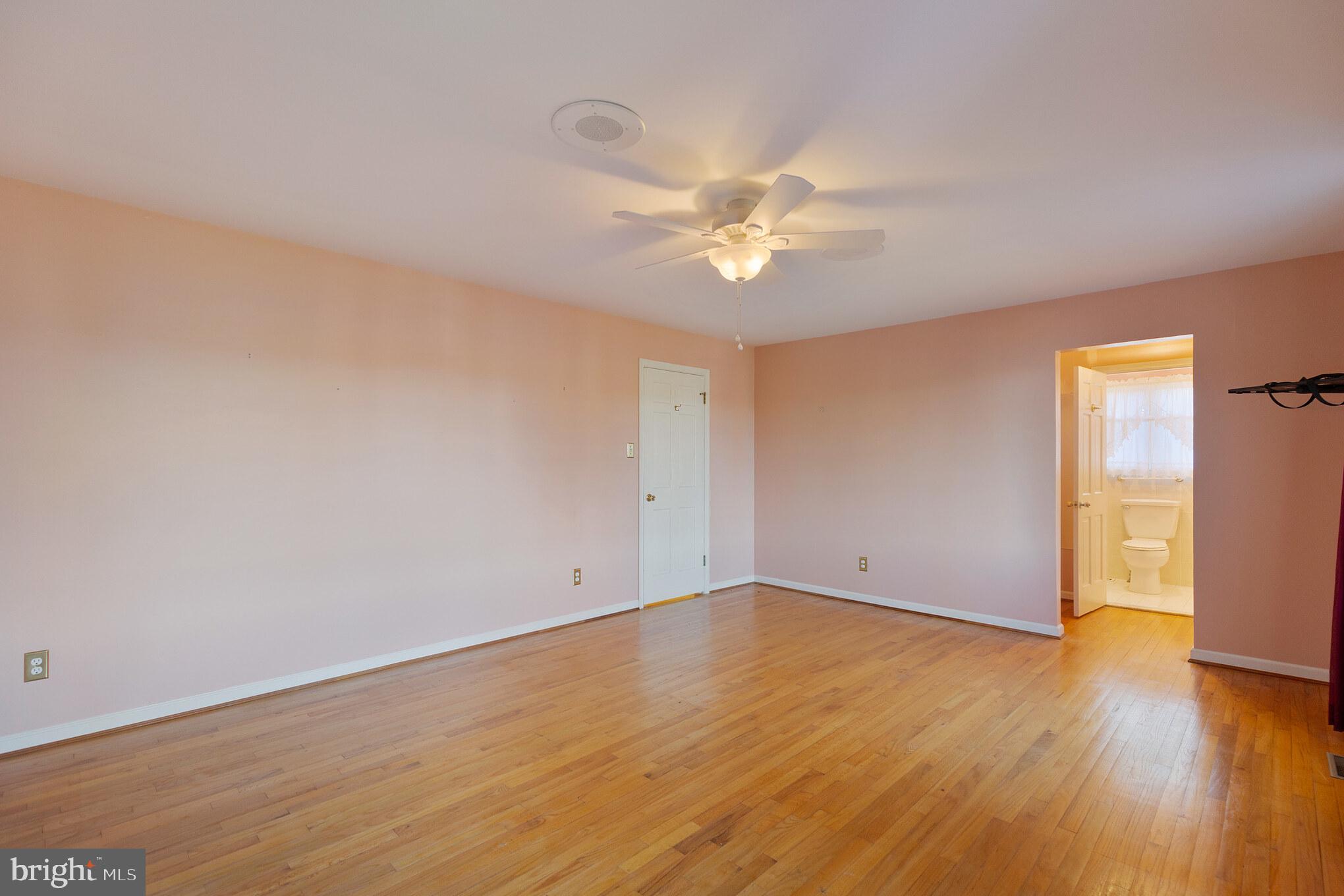 10756 Sawpit Cove Road Lusby, MD 20657 - Photo 27 of 39 Owners suite with full bathroom