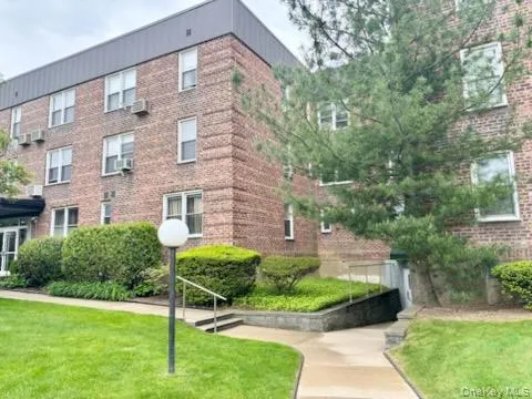 $349,990 | 530 Dubois Avenue, Unit 2C, Valley Stream, NY 11581