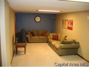 2908 Somerton Road Springfield, IL 62702 - Photo 11 of 12