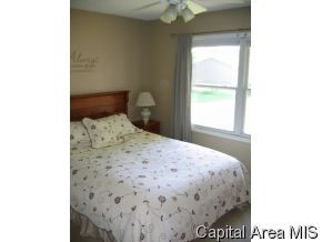 2908 Somerton Road Springfield, IL 62702 - Photo 7 of 12