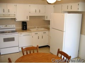 2908 Somerton Road Springfield, IL 62702 - Photo 8 of 12