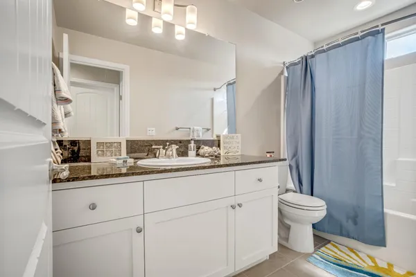 $510,000 | 637 Soledad Avenue, Clovis, CA 93619