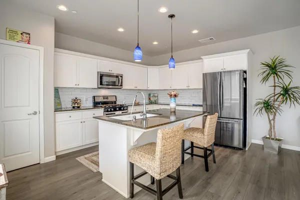 $510,000 | 637 Soledad Avenue, Clovis, CA 93619