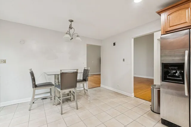 $330,000 | 21008 Apollo Circle, Olympia Fields, IL 60461