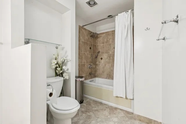 $330,000 | 21008 Apollo Circle, Olympia Fields, IL 60461