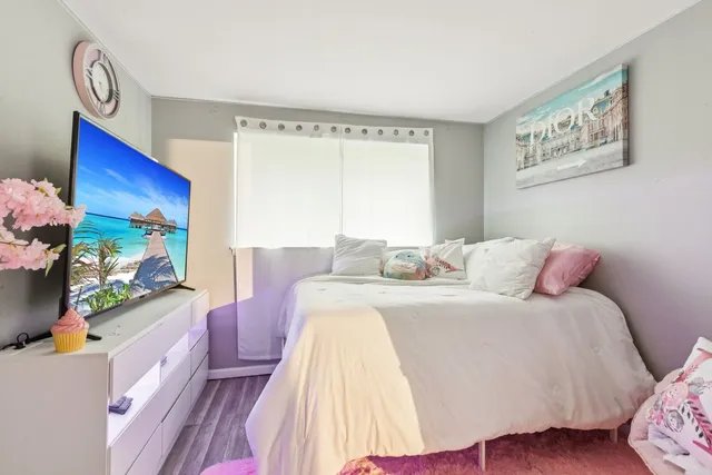 $330,000 | 21008 Apollo Circle, Olympia Fields, IL 60461