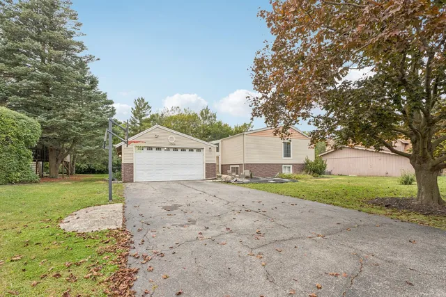 $330,000 | 21008 Apollo Circle, Olympia Fields, IL 60461