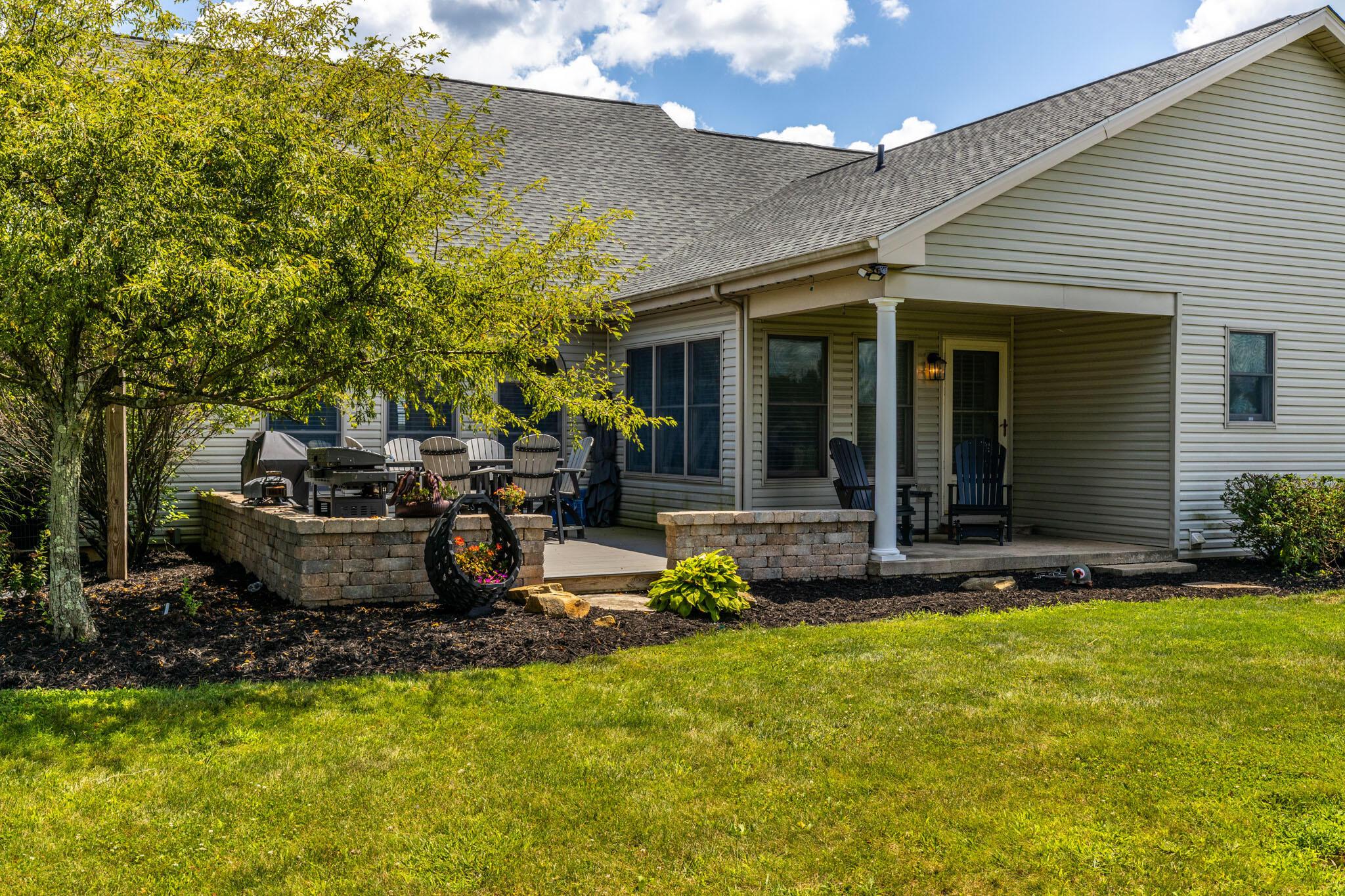 25903 Morris Salem Road Circleville, OH 43113 - Photo 48 of 49 Patio