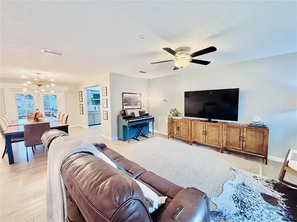 $439,999 | 4033 13th Avenue West, Bradenton, FL 34205