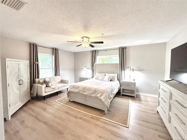 $439,999 | 4033 13th Avenue West, Bradenton, FL 34205