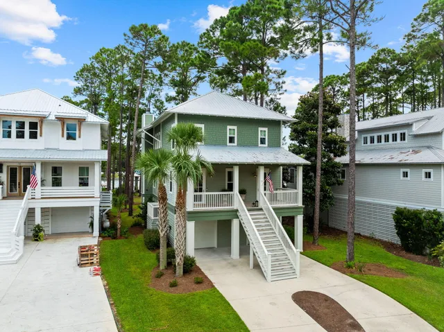 a view of living room
