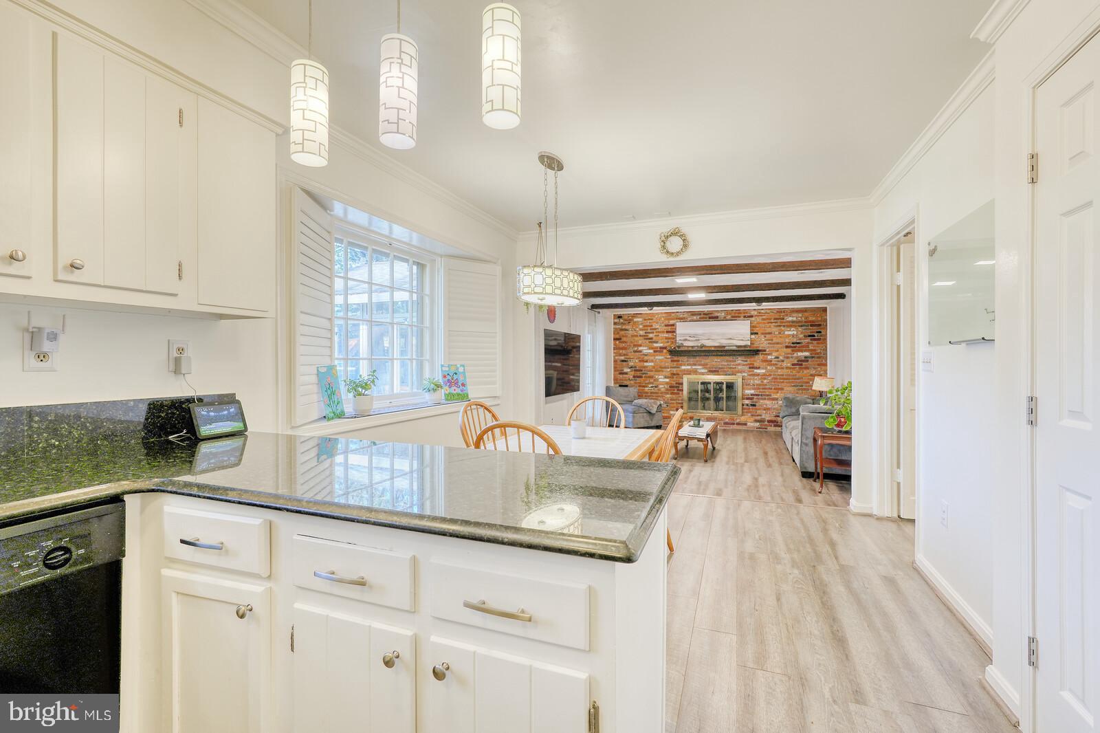 15312 Durant Street Silver Spring, MD 20905 - Photo 25 of 64 Bright and beautiful!