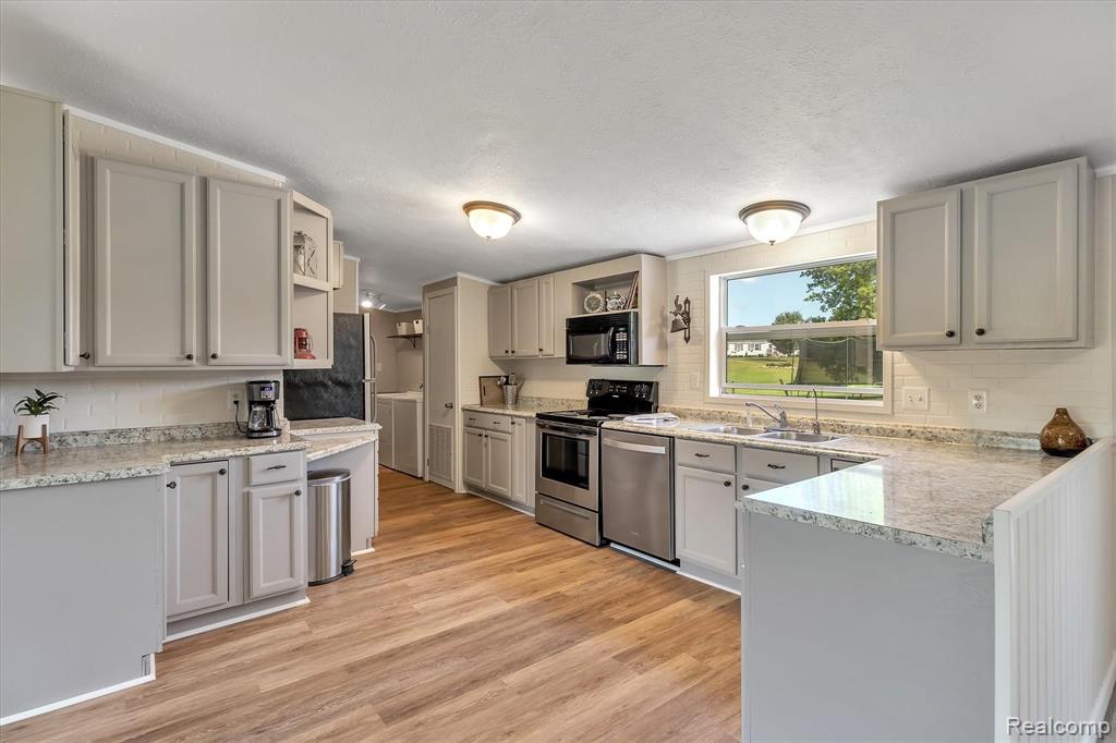 11088 Bell Oak Road Webberville, MI 48892 - Photo 12 of 38