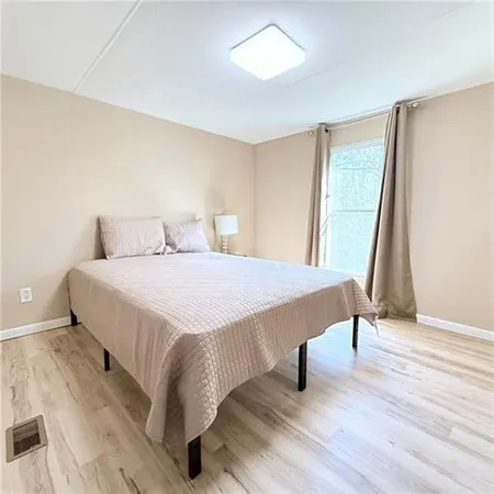 $1,200 | 19506 K Sharp Lane, Covington, LA 70435