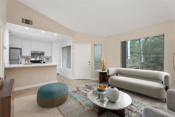 $2,550 | 28077 Caldaro, Laguna Niguel, CA 92677