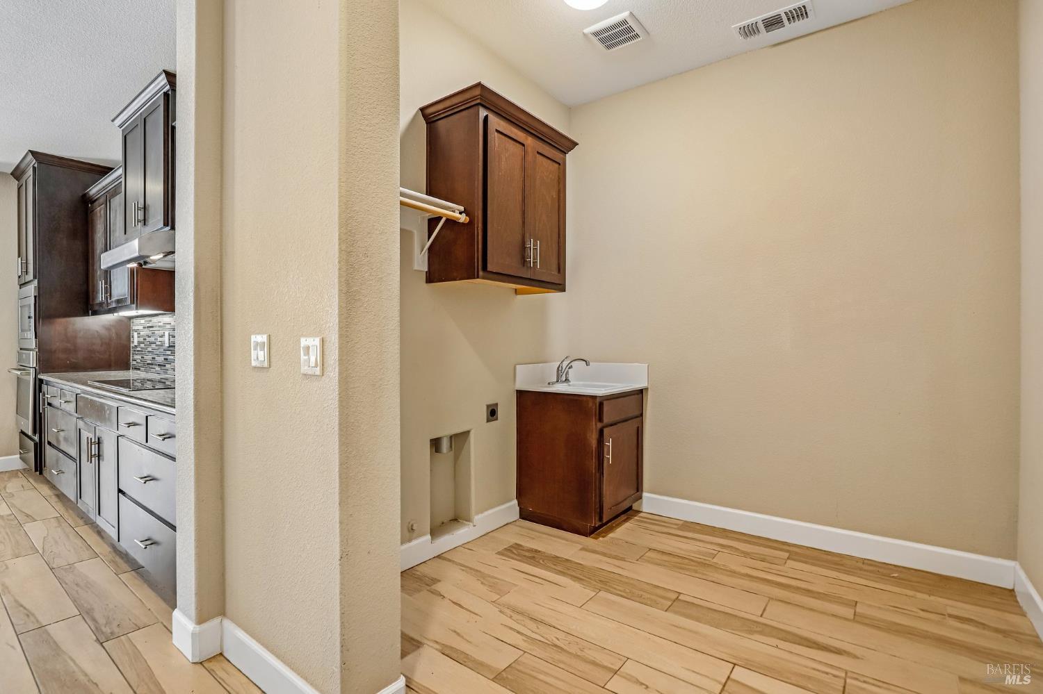 655 Hawk Ridge Drive Rio Vista, CA 94571 - Photo 32 of 45
